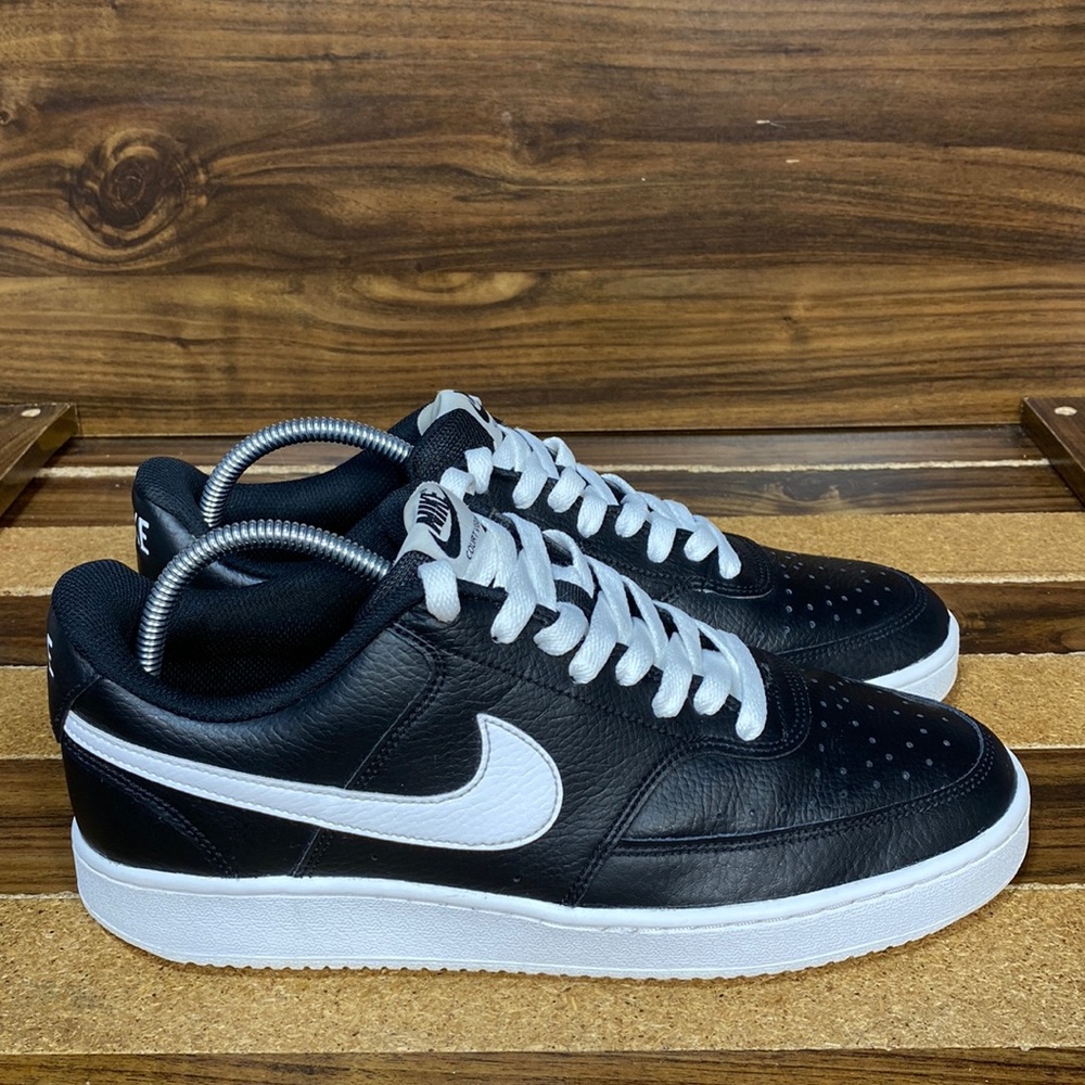 Nike Black and White Sneakers